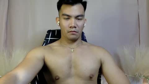 Snapshot of 000batman000 chatting on December 2024 03:10:02 AM Bruce online show from December 2024 03:10:02 AM