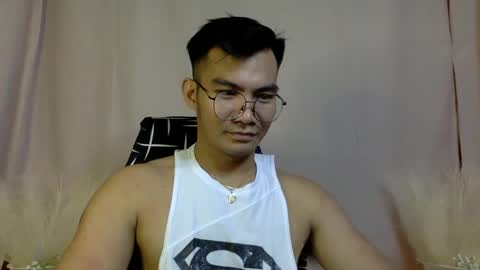 Snapshot of 000batman000 chatting on December 2024 07:18:01 AM Bruce online show from December 2024 07:18:01 AM