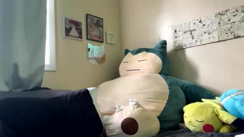 Snapshot of 000cloud9000 chatting on April 2026 05:44:01 PM Cloud9 online show from April 2026 05:44:01 PM