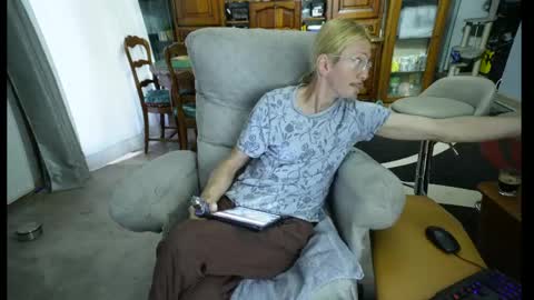jeff online show from May 2026 04:51:01 AM
