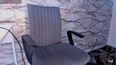 naty online show from February 2025 06:04:02 PM