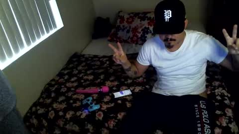 PeterGrandee online show from November 2025 10:48:02 PM