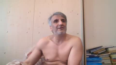 Snapshot of 0luvmonkey chatting on May 2026 08:18:01 AM 0luvmonkey online show from May 2026 08:18:01 AM