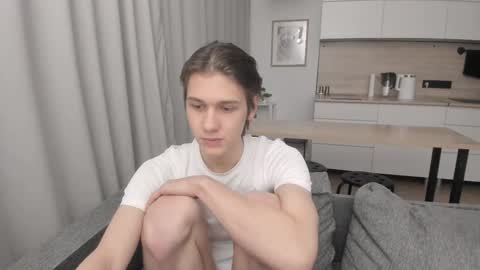 Snapshot of 0verlandd chatting on September 2025 01:55:01 PM Adam online show from September 2025 01:55:01 PM