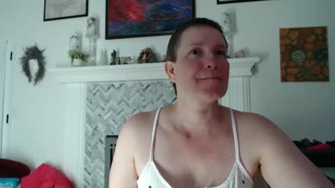 Aurora Willows online show from April 2026 10:48:01 AM