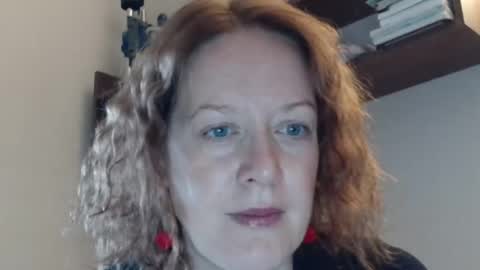 12ennie online show from October 2025 08:04:02 AM