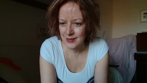 12ennie online show from March 2026 07:01:02 AM