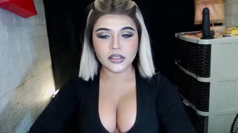 sexy kia online show from February 2026 11:23:02 PM