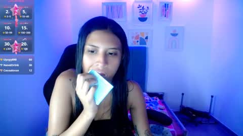 Snapshot of 18_alina chatting on December 2024 01:50:01 AM Alina online show from December 2024 01:50:01 AM