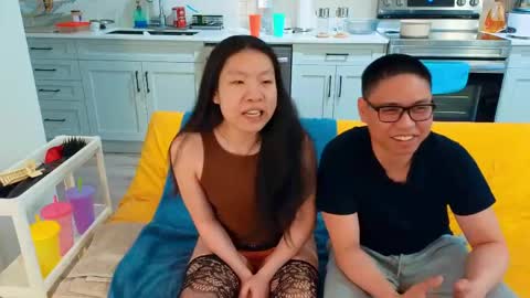 Tong  Ralph online show from April 2026 01:22:02 AM