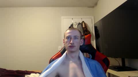 Snapshot of 18str8igcock chatting on January 2026 11:32:02 PM 18str8igcock online show from January 2026 11:32:02 PM