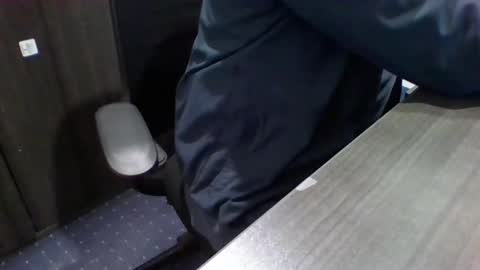 Snapshot of 1900pley chatting on February 2025 03:30:02 PM 1900pley online show from February 2025 03:30:02 PM