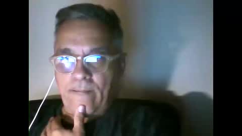 Snapshot of 1_maxx_1 chatting on January 2025 03:02:01 AM 1_maxx_1 online show from January 2025 03:02:01 AM