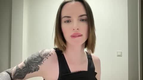 DOVE online show from September 2025 07:04:01 PM