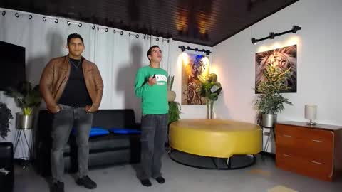 Snapshot of 1pushman chatting on February 2026 12:09:02 PM pushman online show from February 2026 12:09:02 PM