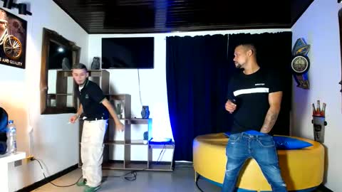 Snapshot of 1pushman chatting on June 2026 11:46:02 AM pushman online show from June 2026 11:46:02 AM