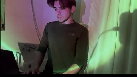 Snapshot of 1roberttt chatting on October 2025 12:22:02 AM 1roberttt online show from October 2025 12:22:02 AM