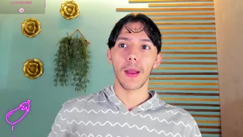 Sebastian online show from October 2025 01:32:01 PM