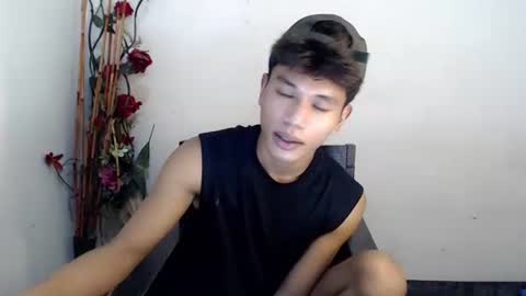 1sweetloverxx online show from February 2026 12:01:02 PM