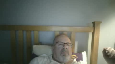 Snapshot of 2003dynawideglide chatting on April 2026 02:37:02 AM 2003dynawideglide online show from April 2026 02:37:02 AM