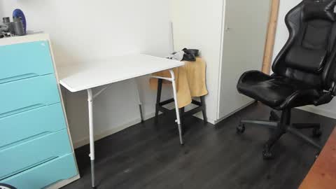 Henk online show from February 2025 01:19:02 PM