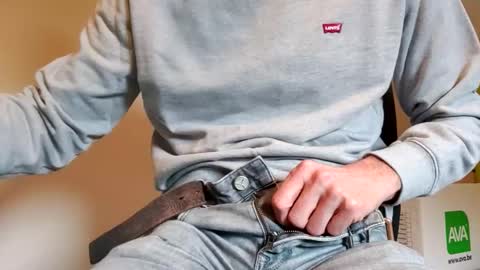 22_acacia_avenue online show from February 2026 01:09:01 PM