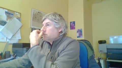 22esserre online show from December 2025 10:02:01 AM