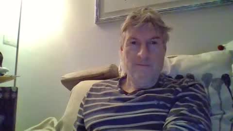 22esserre online show from January 2026 10:04:01 PM