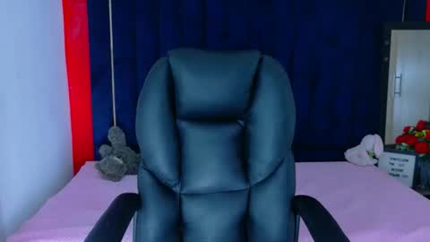 Snapshot of 24isabella chatting on February 2026 11:29:02 AM Isabella online show from February 2026 11:29:02 AM