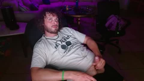 Snapshot of 2dirtyhillbillies chatting on May 2026 01:02:02 AM ThrillBilly online show from May 2026 01:02:02 AM
