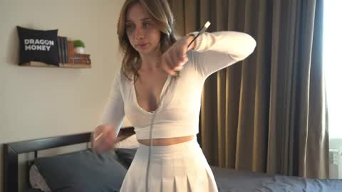 Elley  online show from May 2026 02:34:02 PM