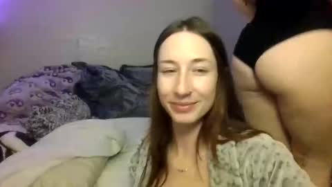 2girls1link online show from January 2025 04:12:01 AM