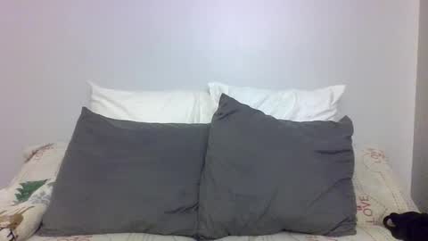 2girls1link online show from January 2025 03:12:02 AM