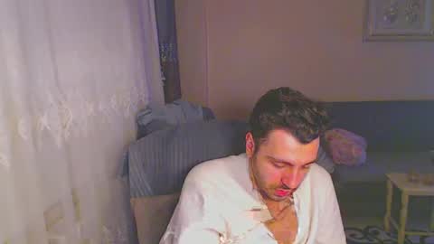 Snapshot of 2handsomeman chatting on January 2025 03:55:01 PM Berk online show from January 2025 03:55:01 PM