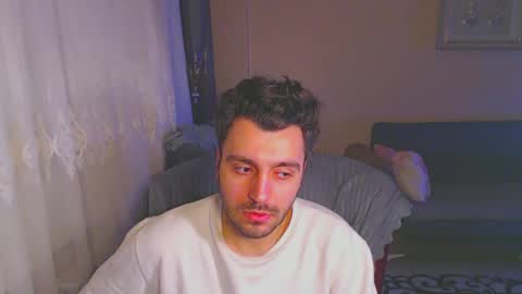 Snapshot of 2handsomeman chatting on January 2025 12:48:01 AM Berk online show from January 2025 12:48:01 AM