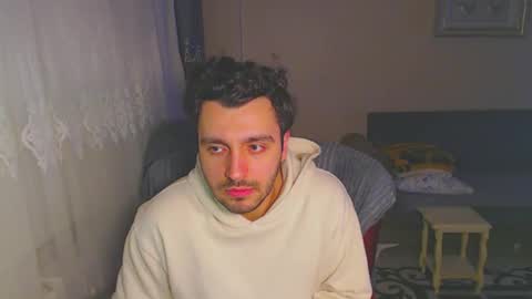 Snapshot of 2handsomeman chatting on January 2025 03:39:02 PM Berk online show from January 2025 03:39:02 PM