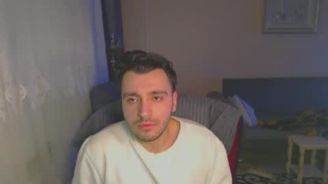 Snapshot of 2handsomeman chatting on January 2025 02:35:01 AM Berk online show from January 2025 02:35:01 AM