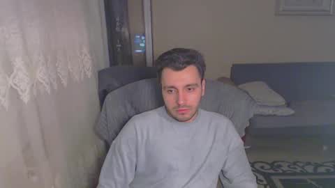 Snapshot of 2handsomeman chatting on January 2025 01:44:01 AM Berk online show from January 2025 01:44:01 AM