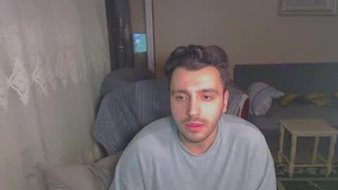 Snapshot of 2handsomeman chatting on February 2025 01:34:01 AM Berk online show from February 2025 01:34:01 AM