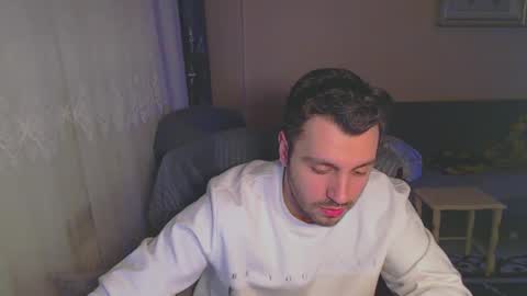 Snapshot of 2handsomeman chatting on February 2025 12:20:02 AM Berk online show from February 2025 12:20:02 AM