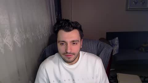 Snapshot of 2handsomeman chatting on February 2025 11:45:01 PM Berk online show from February 2025 11:45:01 PM