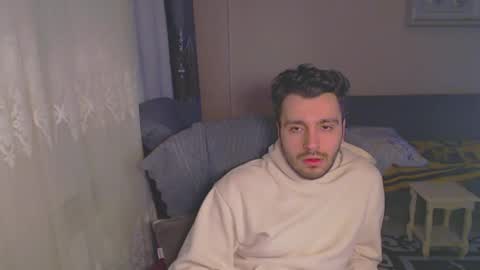 Snapshot of 2handsomeman chatting on February 2025 01:19:02 AM Berk online show from February 2025 01:19:02 AM