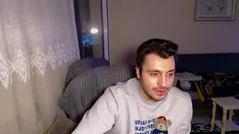 Snapshot of 2handsomeman chatting on February 2025 01:00:02 AM Berk online show from February 2025 01:00:02 AM
