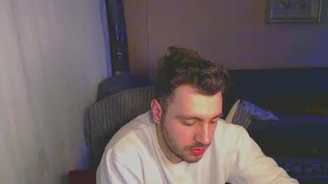 Snapshot of 2handsomeman chatting on March 2025 10:43:02 PM Berk online show from March 2025 10:43:02 PM