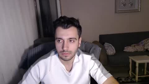Snapshot of 2handsomeman chatting on September 2025 12:48:02 AM Berk online show from September 2025 12:48:02 AM