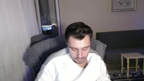 Snapshot of 2handsomeman chatting on October 2025 09:55:01 PM Berk online show from October 2025 09:55:01 PM