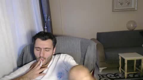 Snapshot of 2handsomeman chatting on October 2025 04:10:02 AM Berk online show from October 2025 04:10:02 AM