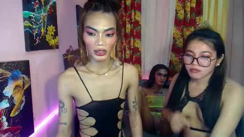 Snapshot of 2sexxy_asiants4uxxx chatting on January 2025 05:00:01 PM Kate online show from January 2025 05:00:01 PM