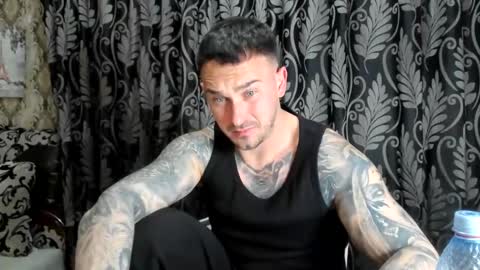 2sexymuscles online show from March 2026 08:52:01 PM