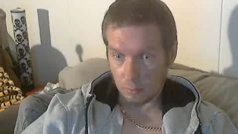 2small4you83 online show from December 2024 01:18:02 AM